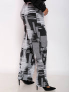2-Pocket Drawstring Pant - Black & White